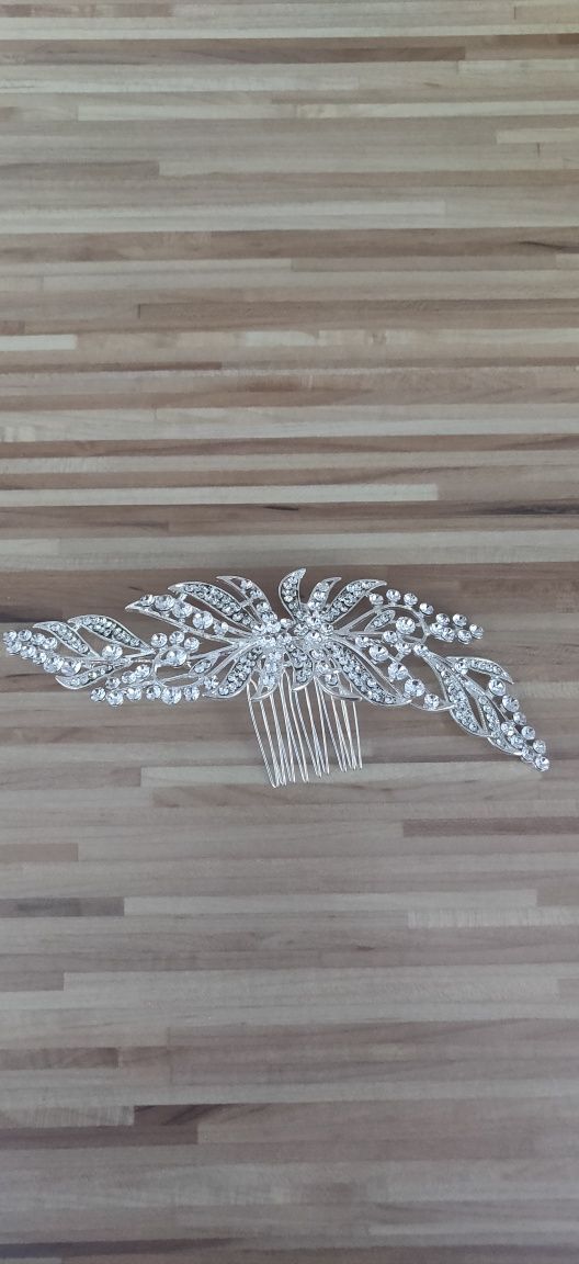 Vând rochie de mireasă