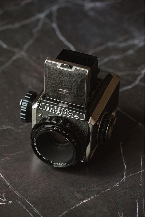 Среднеформатная камера Bronica Model C