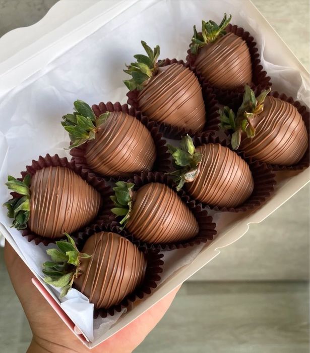 Клубника в шоколаде от 2500