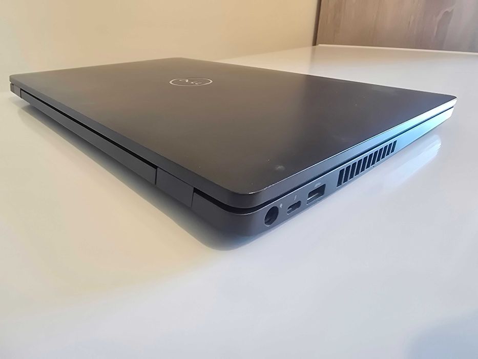 Laptop Dell Latitude 5500 i7, 15.6" TOUCH, FHD, 32GB RAM, 500GB SSD