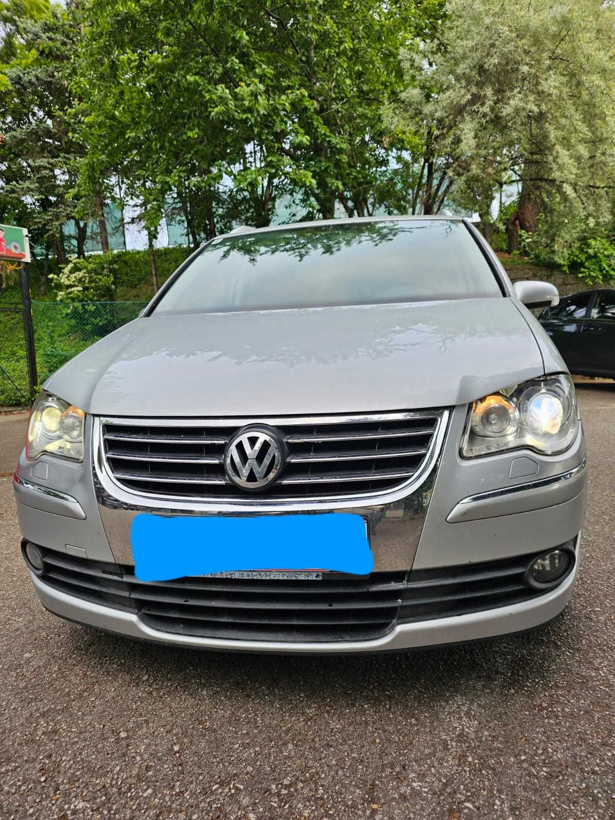 Vând WV Touran 1.9 tdi an 2009