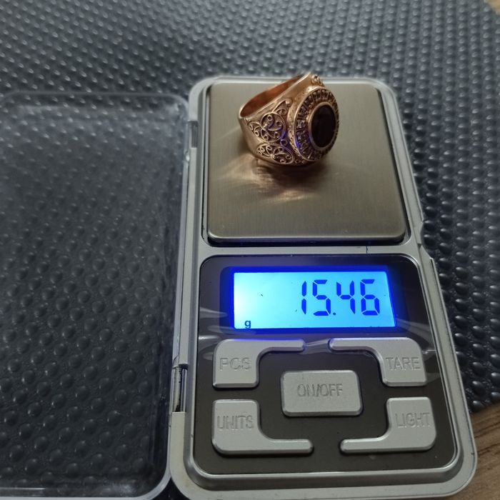 Продам золотой перстень