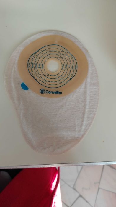 Vand pungi colostoma