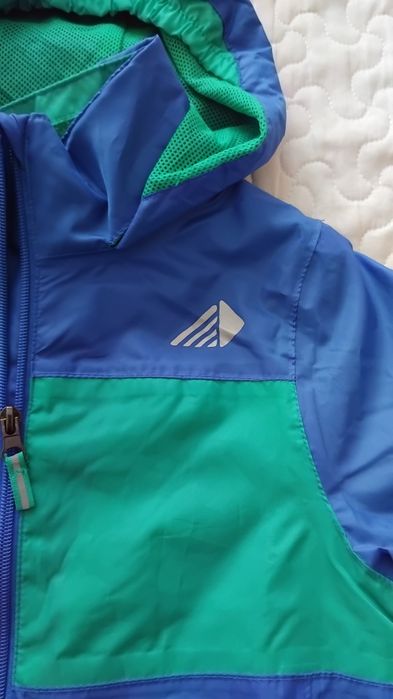 Детски комплект яке- ветровка и панталон