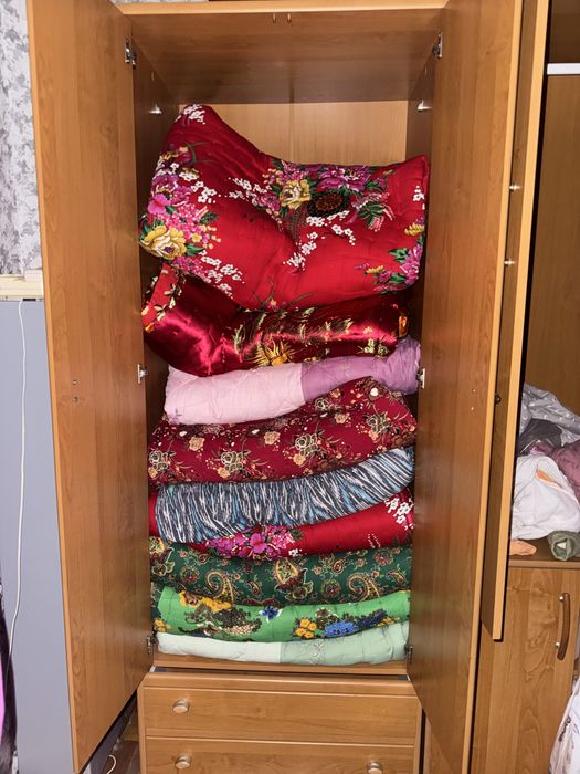 Продается шкаф в детскую в прихожую