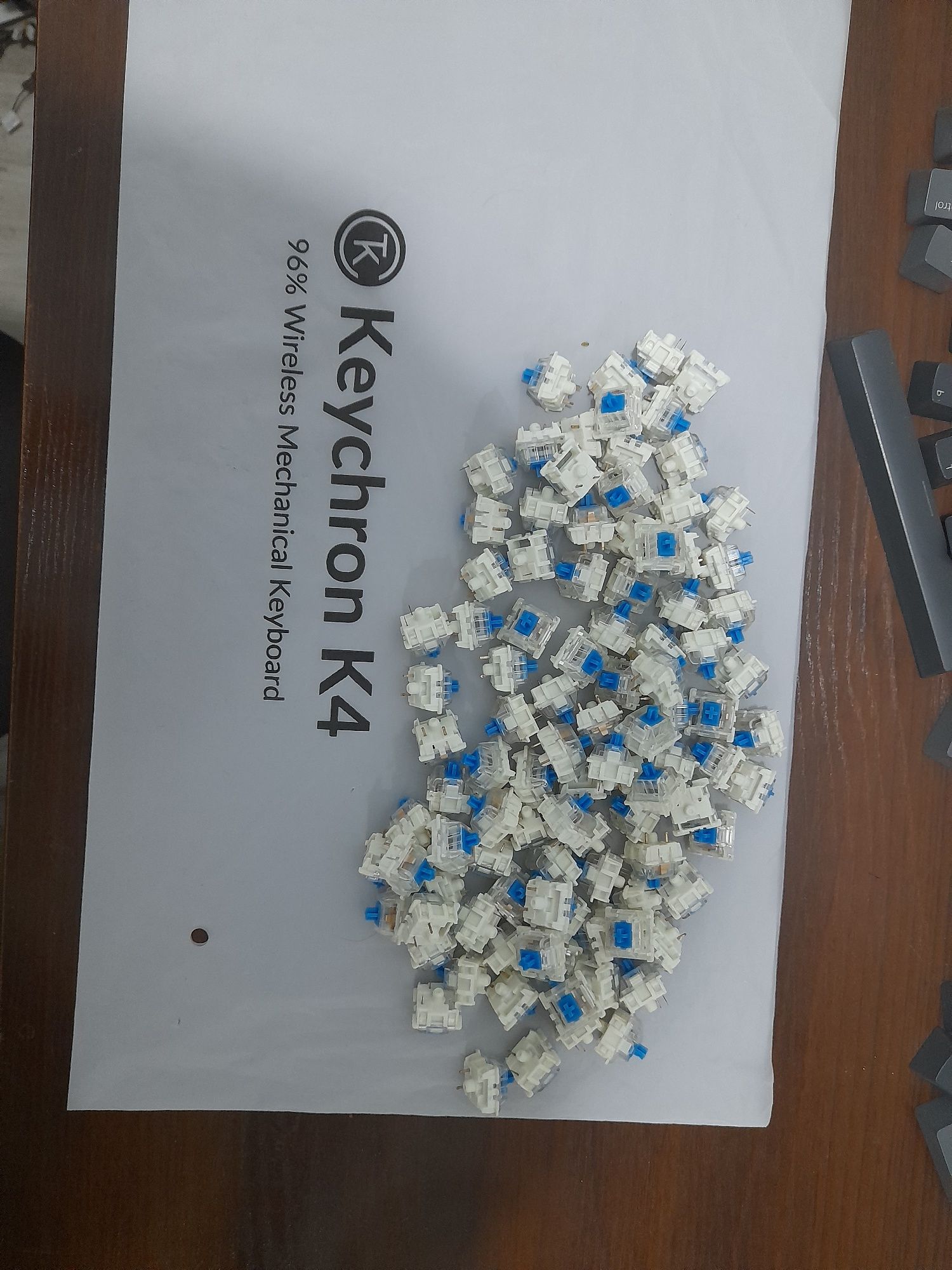 Blue switch Keychron K4 V2