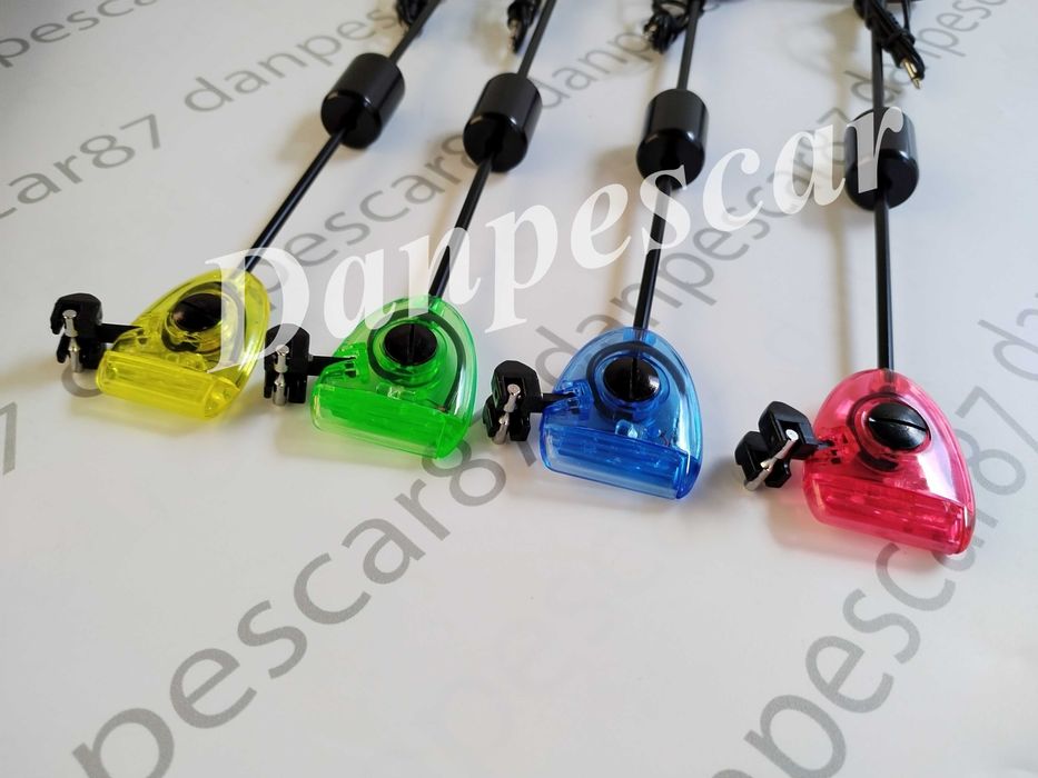 Set 4 Swingeri MKM2 tija neagra si LED color Wind Blade 238