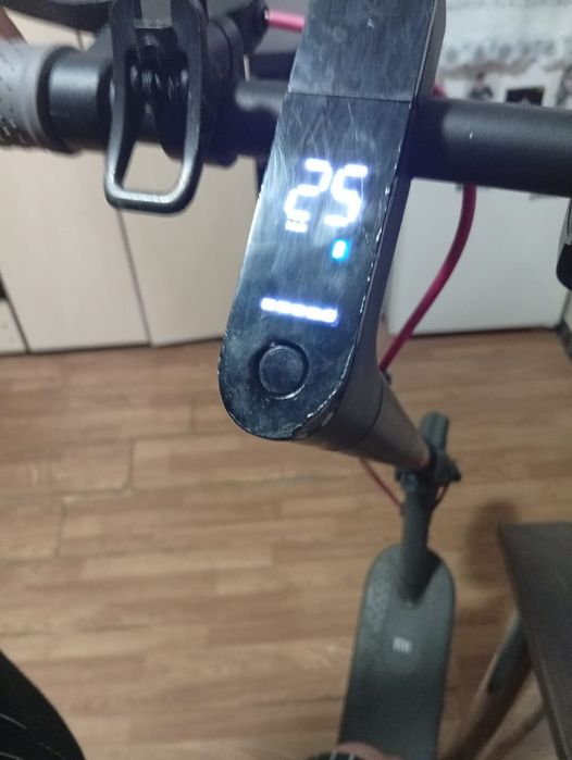 Trotineta electrica xaomi pro2 viteza 25 km autonomie 45 km