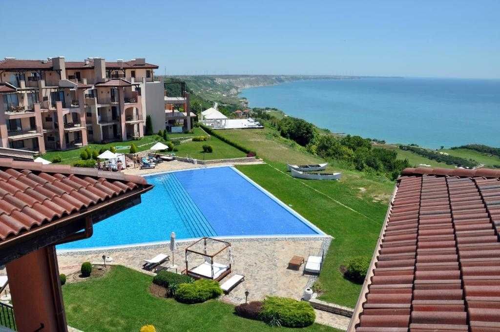 Продава се Тристаен апартамент в с. Топола, Област Добрич - 102 кв.м за 883 €/кв.м - Снимка #18