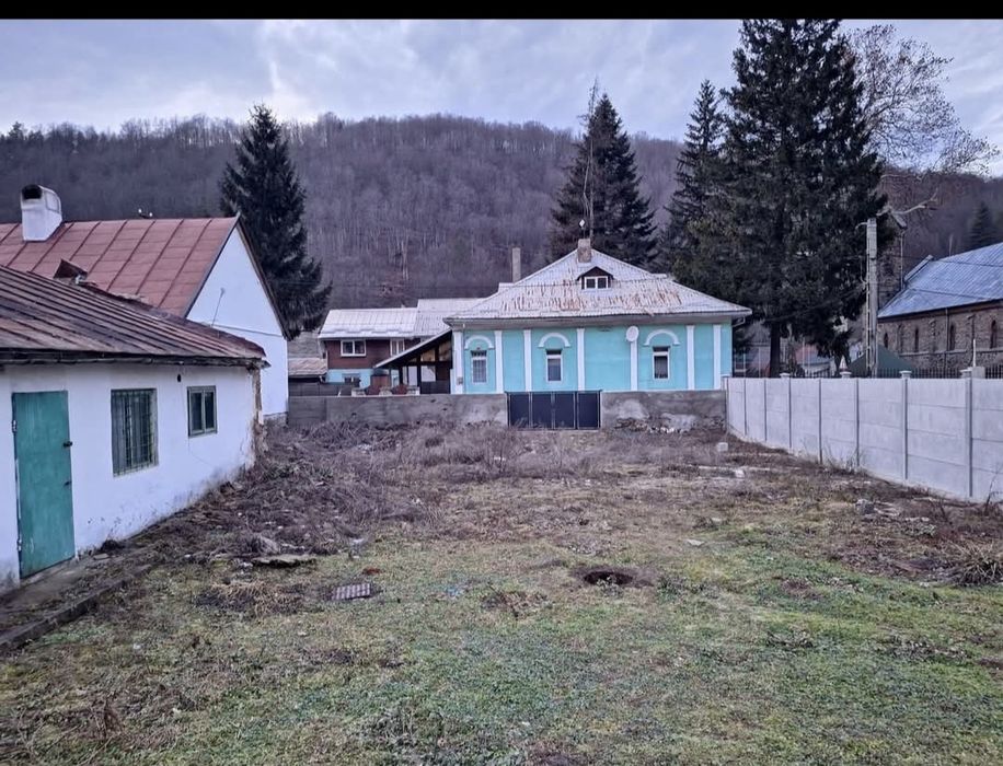 Teren centru Văliug