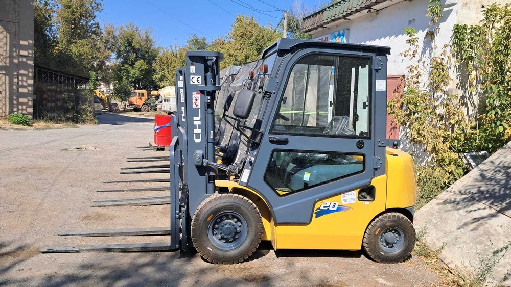 Вилочный  погрузчик HELI-CHL CPCD25 (кара)