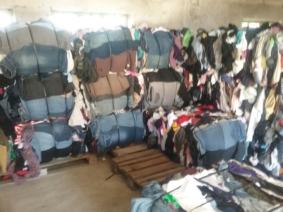 Geci groase și pulovere oferta