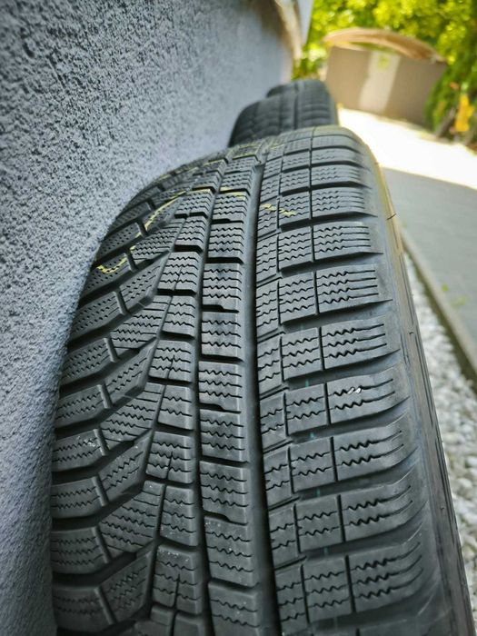 Set 4 Roti - Jante Originale BMW pe 18” +Anvelope iarnă Hankook Winter