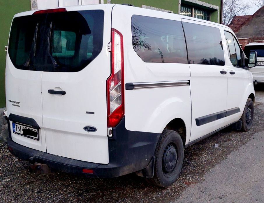 Microbuz 8+1 locuri