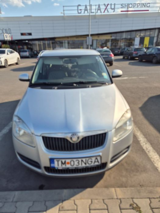 Vând Skoda Fabia 1.2 benzina
