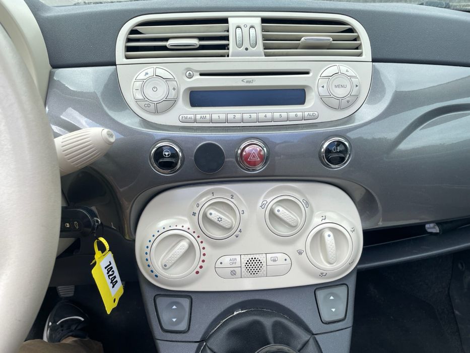 Fiat 500 Cabrio - Decapotabil - 2012 , 1.2 Benzina , Piele , TOP