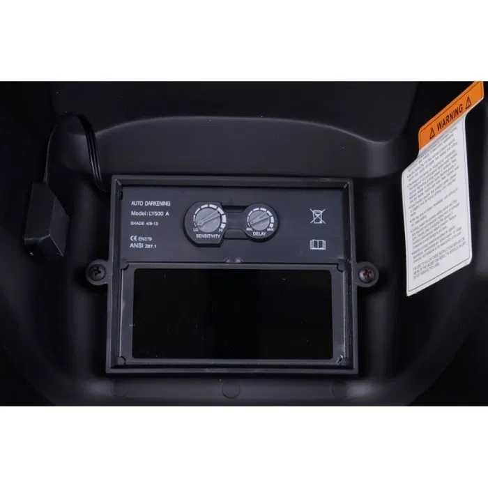 Masca de sudura cu autointunecare automata