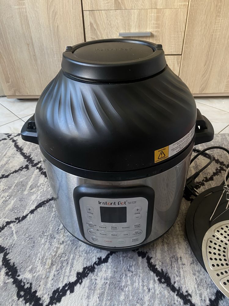 Instant pot Duo crisp + Air Frier 8 l  мултикукър 8 литра