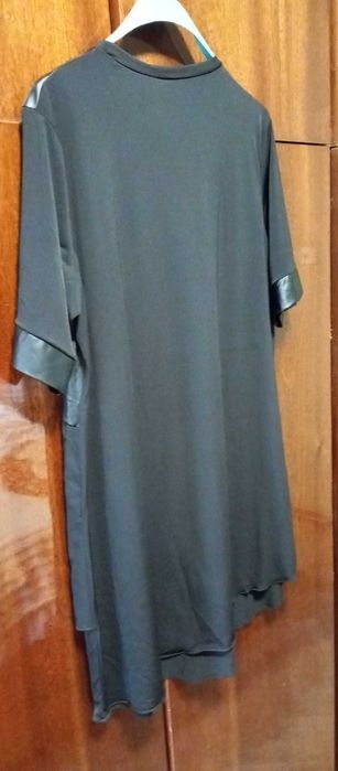 Асиметрична черна туника с еко кожа