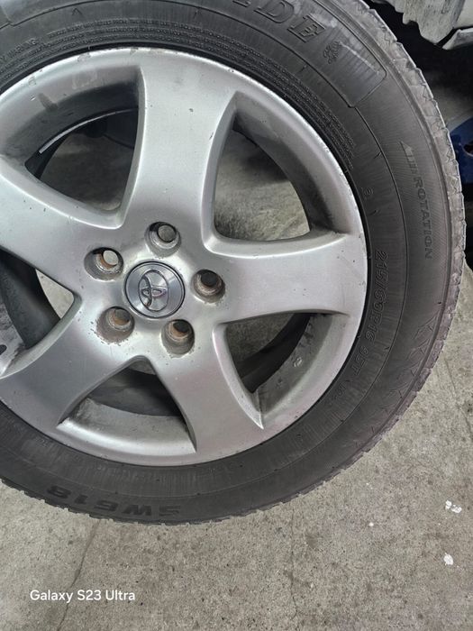 Продается зимние шины 215/60/16