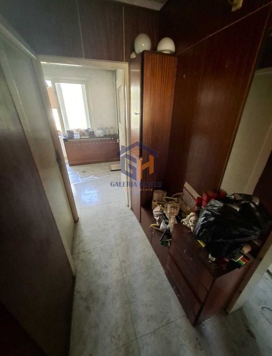 Тристаен апартамент в Дианабад до 105-то СУ