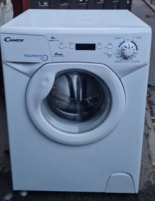 Продам компактную стиральную машину Candy Aqua 2D 1040

Супер-негаб