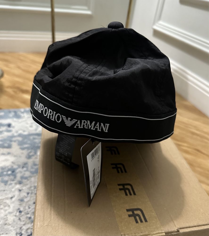 Кепка Emporio Armani