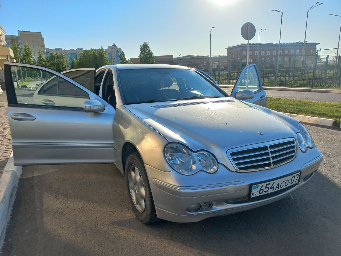 Продам мерседес w203