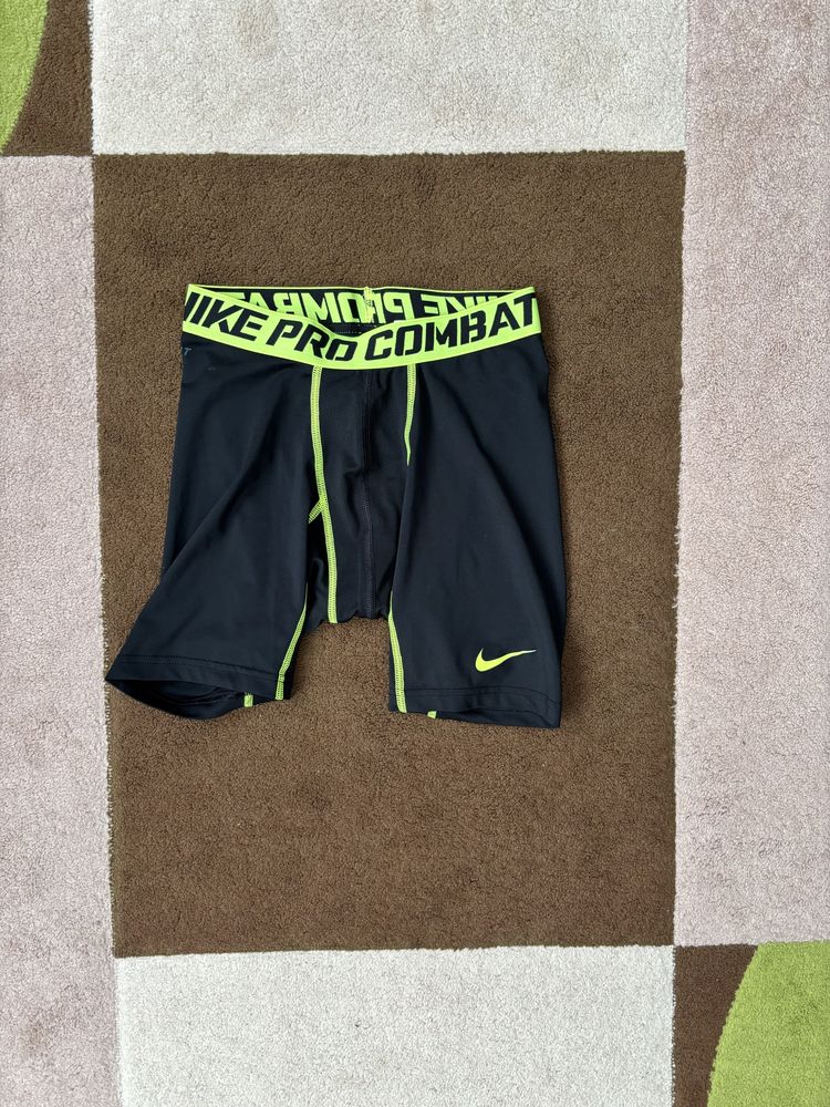 Къси панталони/бански Nike, Pro Combat