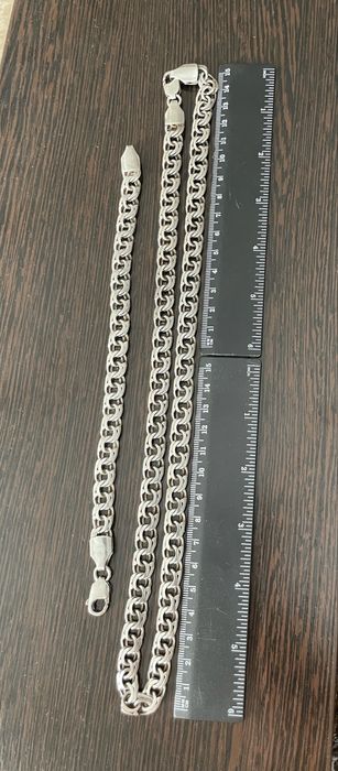 Серебрянная цепочка и браслет.