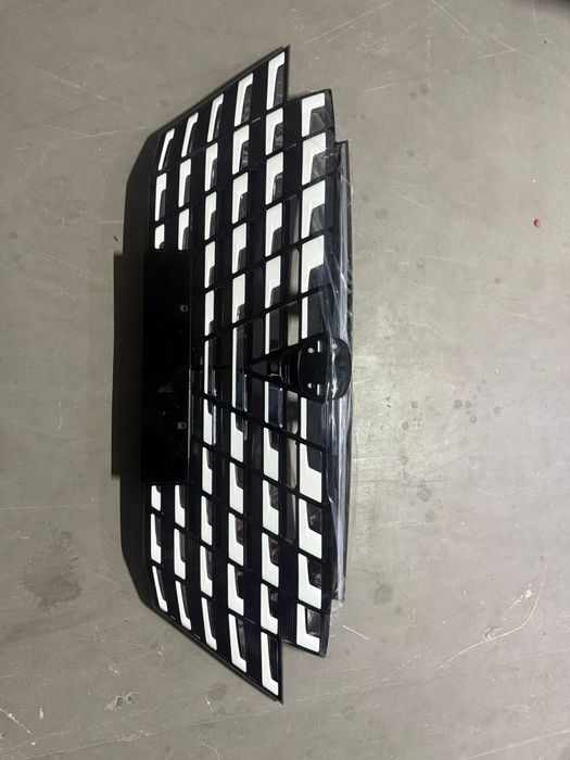 Чанган Юни З новый эмблемасымен