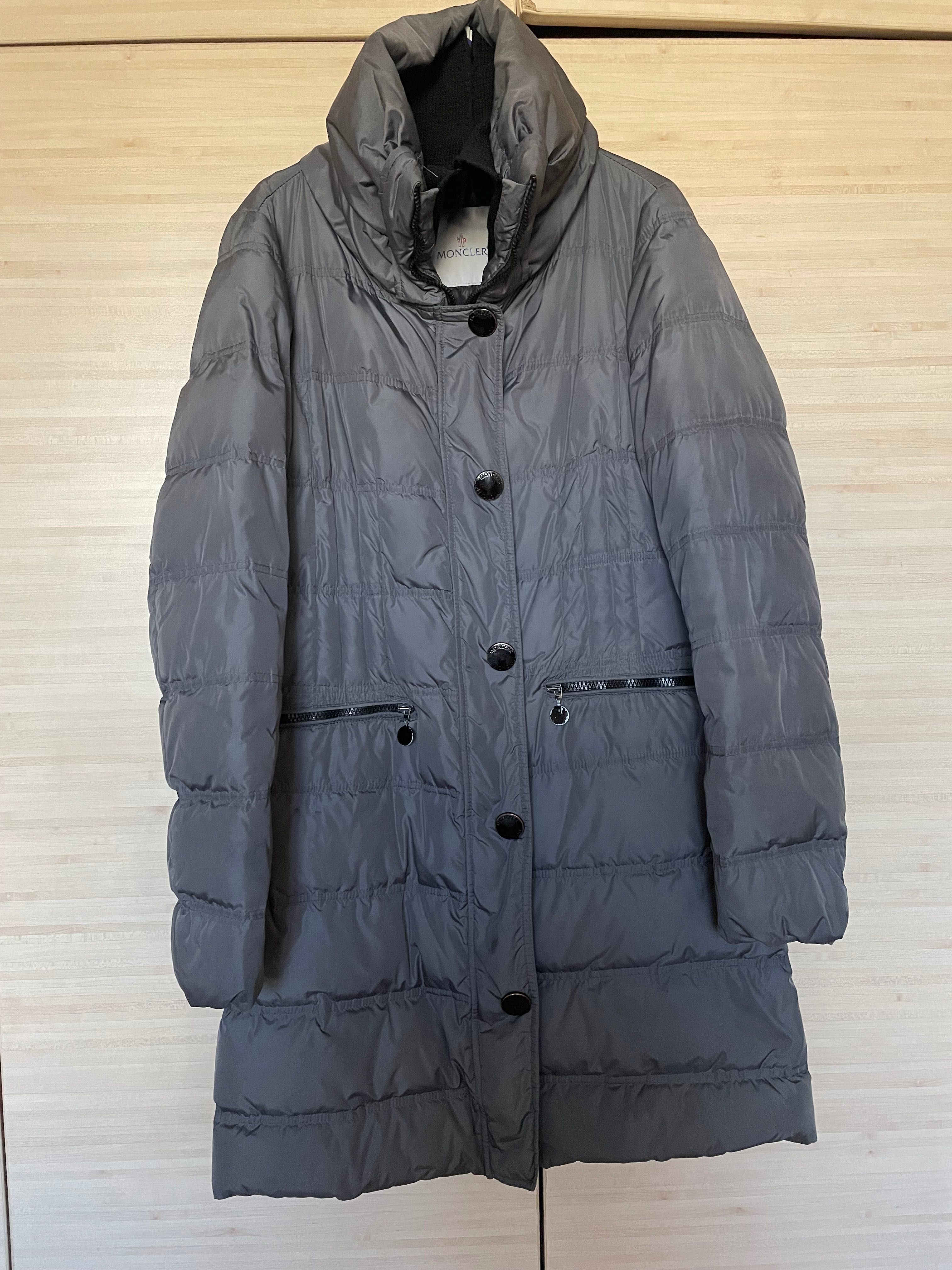 Moncler яке от гъши пух