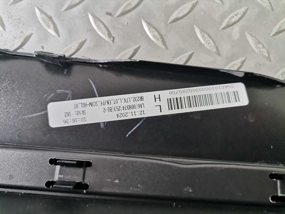 Нов ORIGINAL лява лайсна за праг Mercedes SL 63 AMG R232 W232
