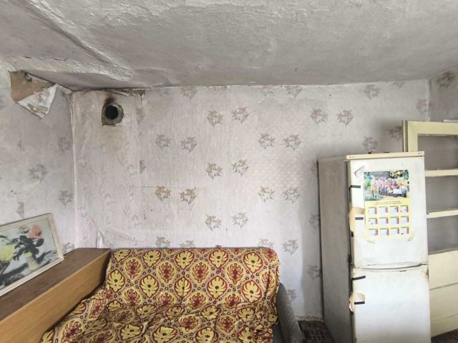 Къща за ремонт в Пролез