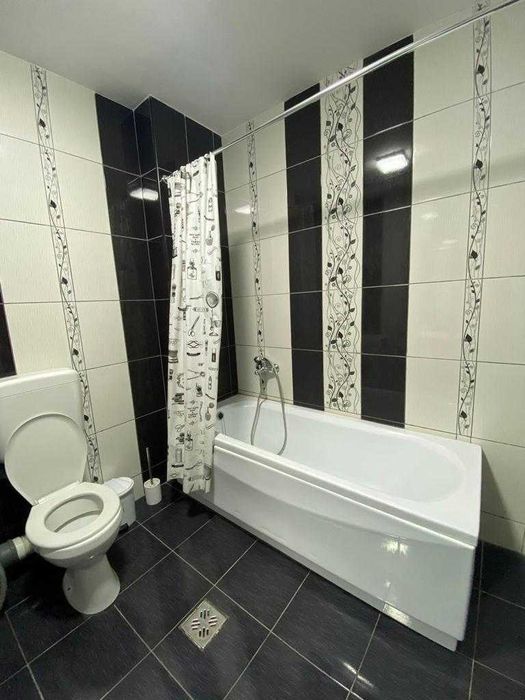 PF inchiriez apartament 420€  Zona VIVO