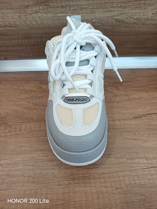 Продавам обувки на Louis vuıtton