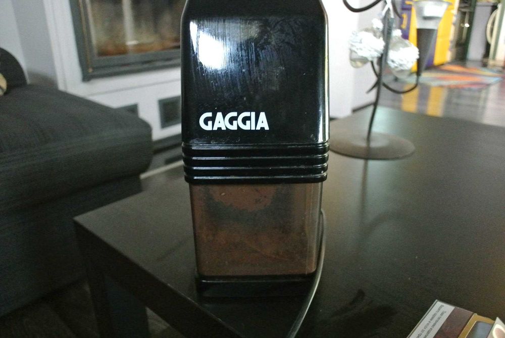 Кафемелачка Gaggia MM, работеща, 85 лв.