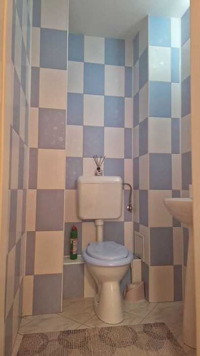 Închiriez apartament 3 camere Cetate lângă Gradinita 12,