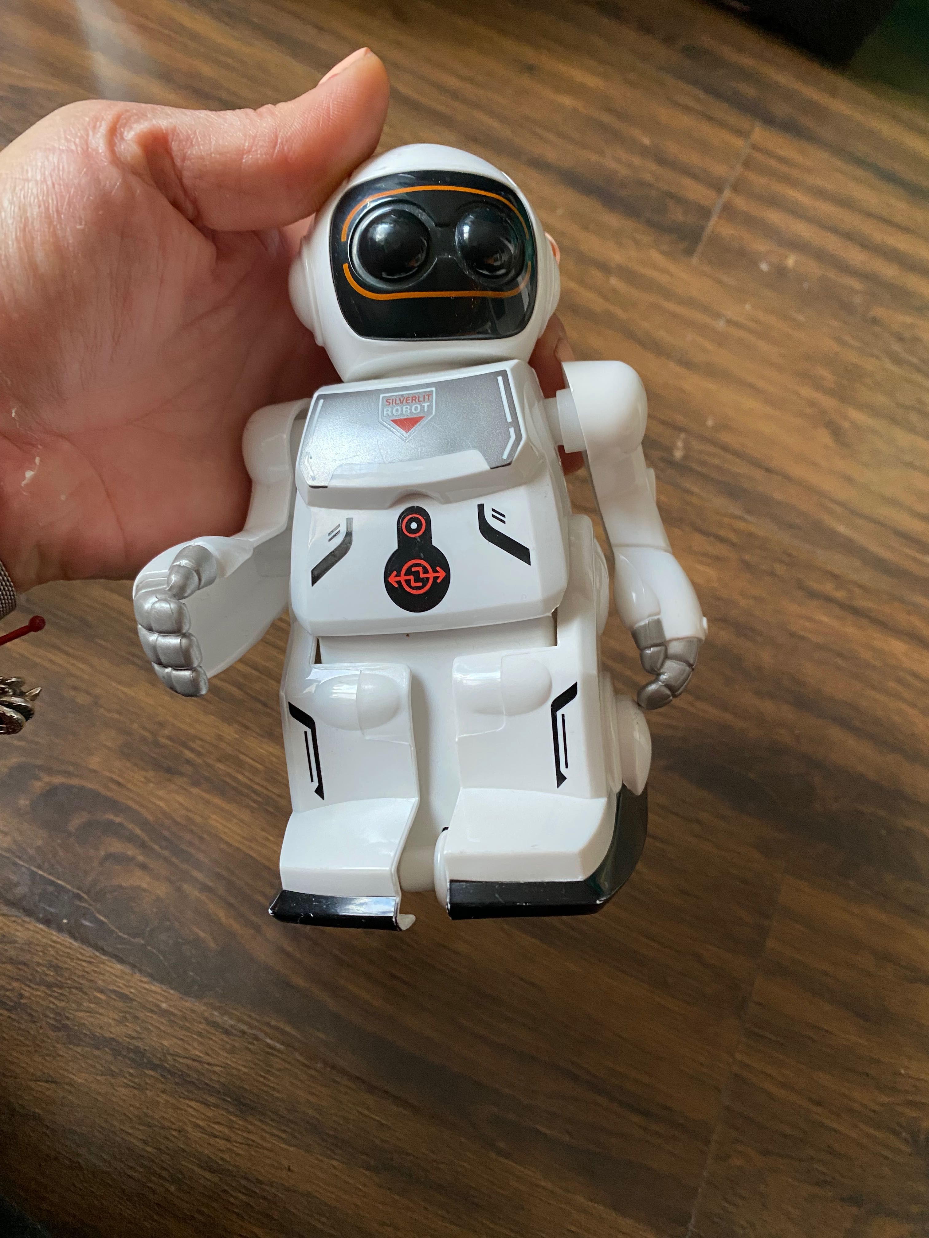 Schleich животни и робот