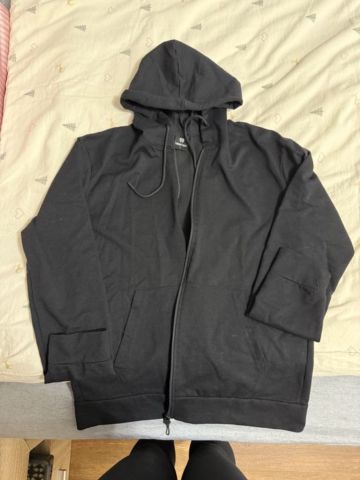 Черно спортно горнище