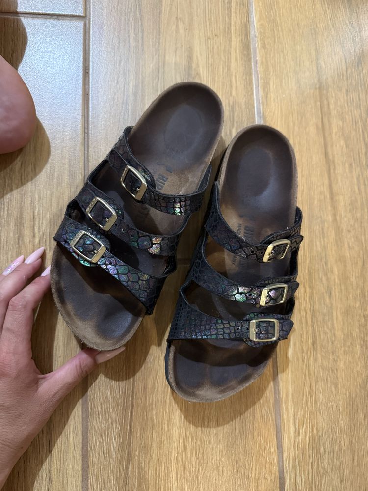 Два чифта Сандали  Birkenstock 38