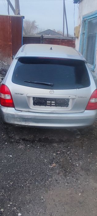 Продам легковой автомобиль Мазда Фамилия 323