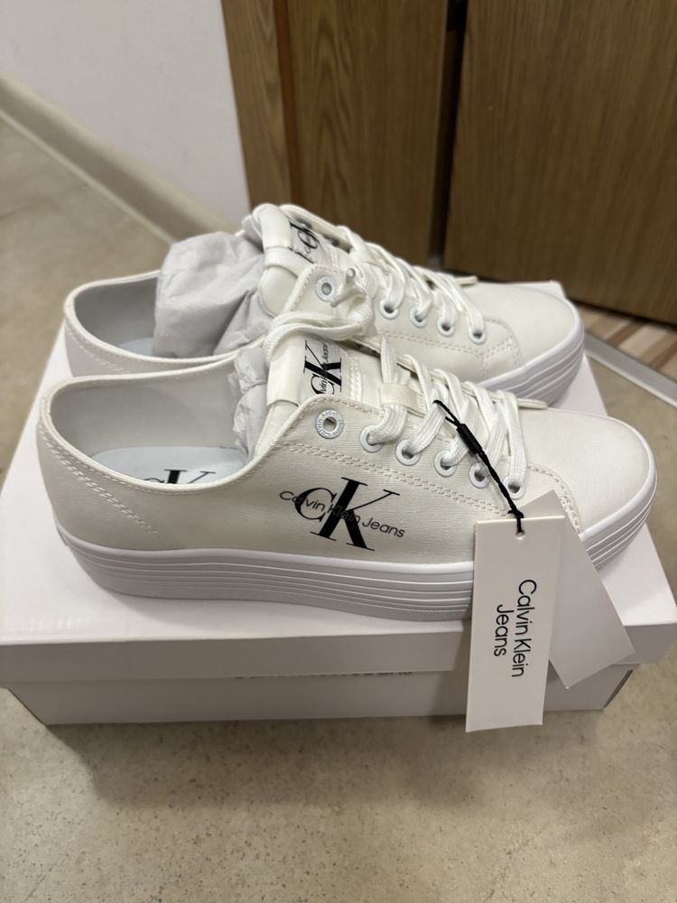 Сникърси/кецове Calvin Klein номер 39