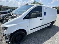 Dezmembrez Mercedes Vito 2.2