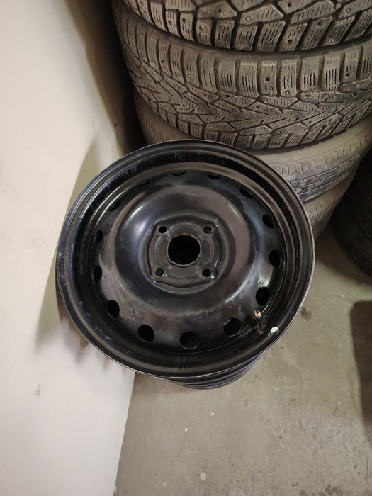 Jentra 15 lik diska sotiladi