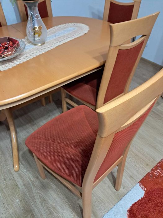 Mobila + masa cu 6 scaune pt sufragerie