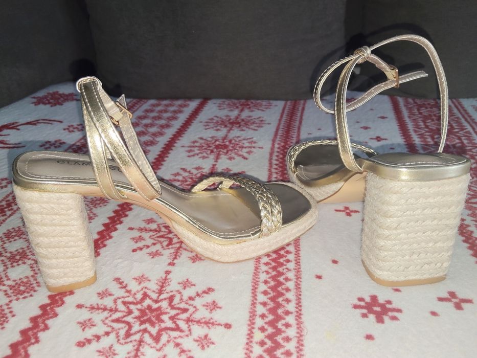 Sandale ocazie aurii
