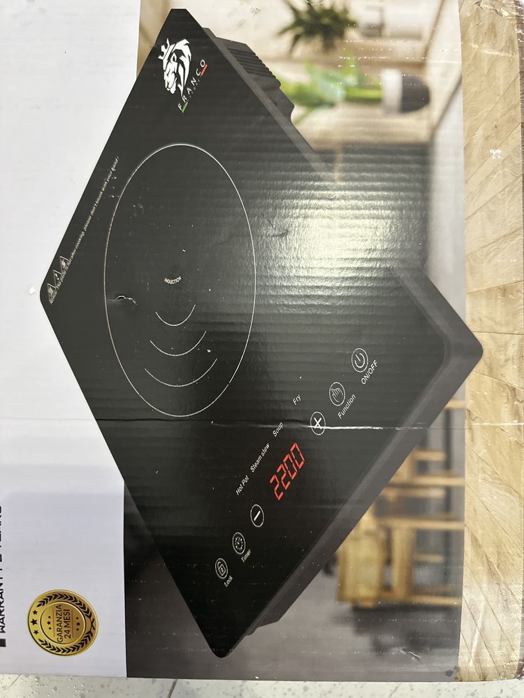 Индукционен котлон Franco 2200W-нов