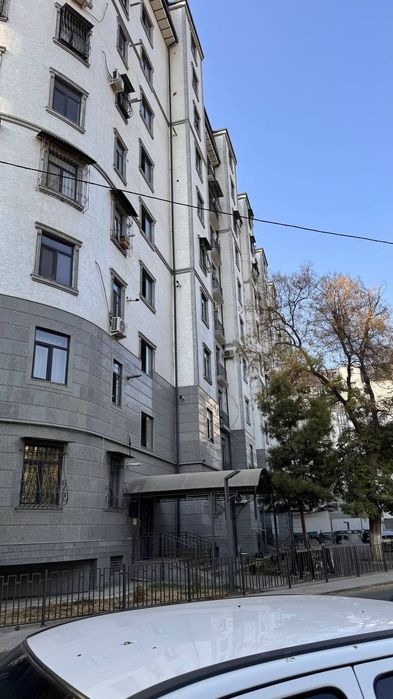 ЖК «Comfort House»
Юнусабад-11 квартал 
Ор-р: Мегапланет 
По линии мет