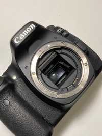Canon 80D + 5 вида фотографски и видео обективa + 2 филтъра